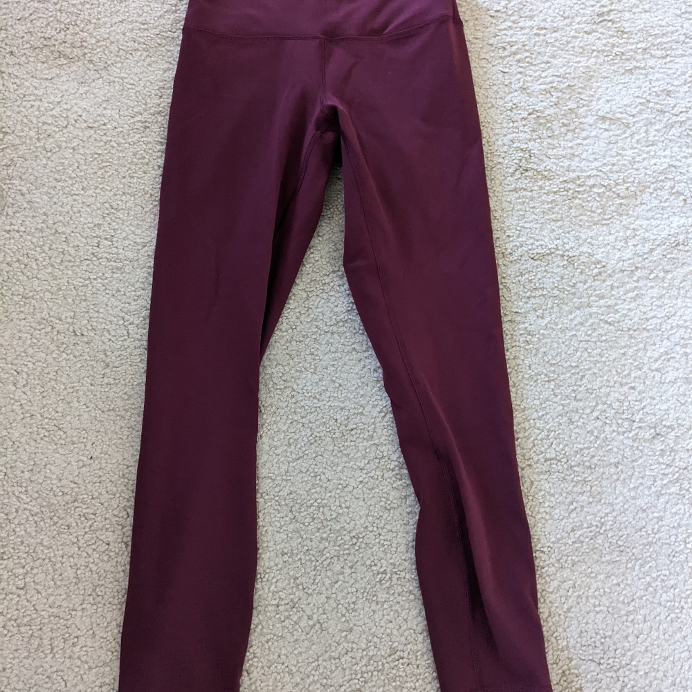 Lululemon maroon workout leggings
